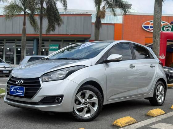HYUNDAI HB20 1.6 COMFORT PLUS 16V FLEX 4P AUTOMÁTICO